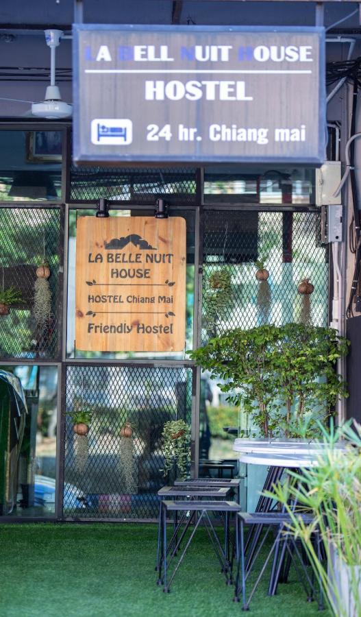 La Belle Nuit House Vandrarhem Chiang Mai Exteriör bild
